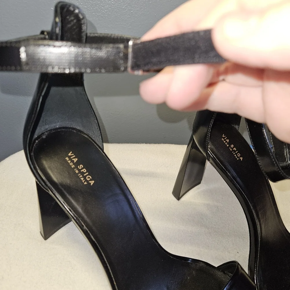 Via Spiga Black Leather Ankle-Strap Block Heel Sandals